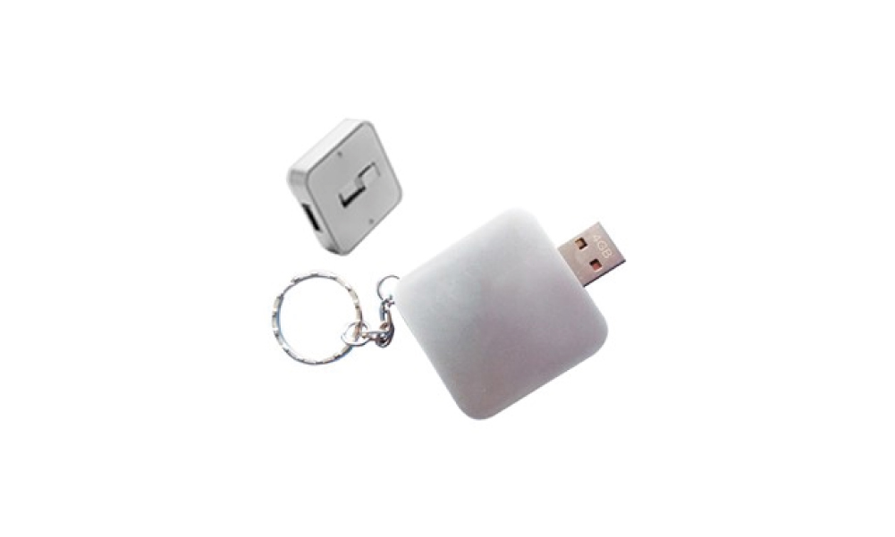 Usb Metálico Cuadrado 4GB